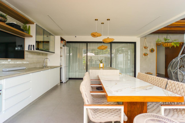 Imagem Casa com 5 Quartos à Venda, 314 m² em Rio De Janeiro Imagem Casa com 5 Quartos à Venda, 314 m² em Rio De Janeiro