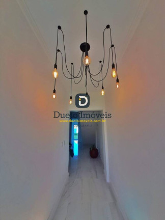 Imagem Sobrado com 3 Quartos à Venda, 260 m² em Camobi - Santa Maria