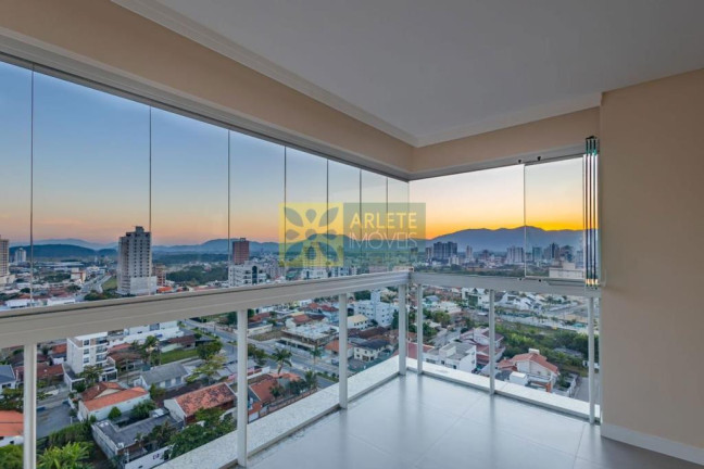 Apartamento com 3 Quartos à Venda, 108 m² em Balneário Perequê - Porto Belo