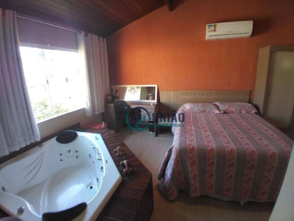 Imagem Casa com 3 Quartos à Venda, 160 m² em Itaipu - Niterói