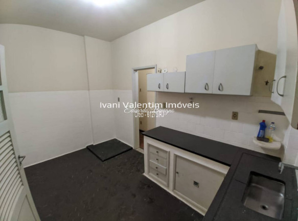 Imagem Apartamento com 3 Quartos à Venda, 121 m² em Tijuca - Rio De Janeiro Imagem Apartamento com 3 Quartos à Venda, 121 m² em Tijuca - Rio De Janeiro