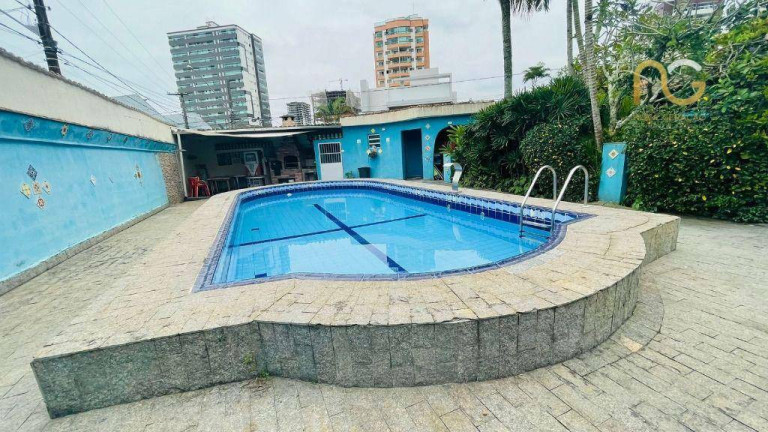 Casa com 3 Quartos à Venda, 500 m² em Canto Do Forte - Praia Grande