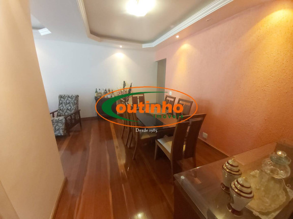 Imagem Apartamento com 4 Quartos à Venda, 132 m² em Tijuca - Rio De Janeiro Imagem Apartamento com 4 Quartos à Venda, 132 m² em Tijuca - Rio De Janeiro