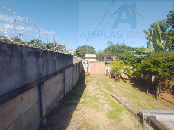 Imagem Casa com 2 Quartos à Venda, 190 m² em Jardim Das Mangabeiras
