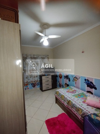 Imagem Casa com 3 Quartos à Venda, 175 m² em Parque Residencial Santo André - Caçapava