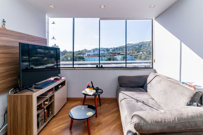 Imagem Apartamento com 2 Quartos à Venda, 55 m² em Cavalhada - Porto Alegre
