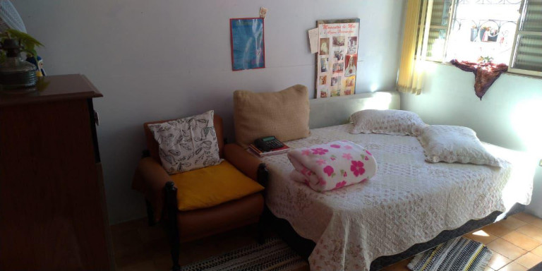 Imagem Casa com 2 Quartos à Venda, 180 m² em Vila Nova Botucatu - Botucatu