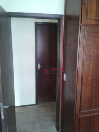 Imagem Apartamento com 2 Quartos à Venda, 67 m² em Centro - Curitiba Imagem Apartamento com 2 Quartos à Venda, 67 m² em Centro - Curitiba
