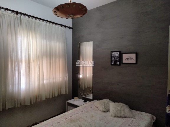 Imagem Casa com 4 Quartos à Venda, 325 m² em Estados Unidos - Uberaba Imagem Casa com 4 Quartos à Venda, 325 m² em Estados Unidos - Uberaba