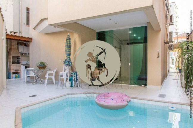 Sobrado com 4 Quartos à Venda, 178 m² em Ponta Da Praia - Santos