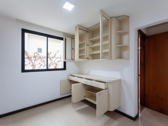 Imagem Apartamento com 3 Quartos à Venda, em Aclimação - São Paulo Imagem Apartamento com 3 Quartos à Venda, em Aclimação - São Paulo