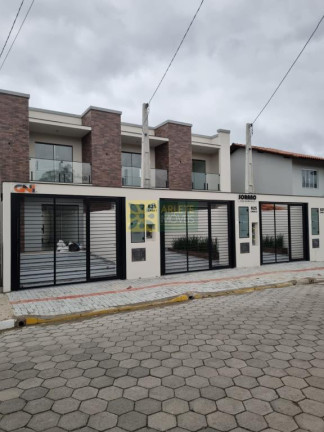 Sobrado com 3 Quartos à Venda, 92 m² em Balneário Perequê - Porto Belo