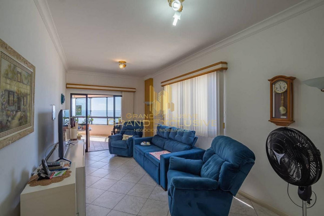 Imagem Apartamento com 3 Quartos à Venda, 153 m² em Centro - Balneário Camboriú Imagem Apartamento com 3 Quartos à Venda, 153 m² em Centro - Balneário Camboriú