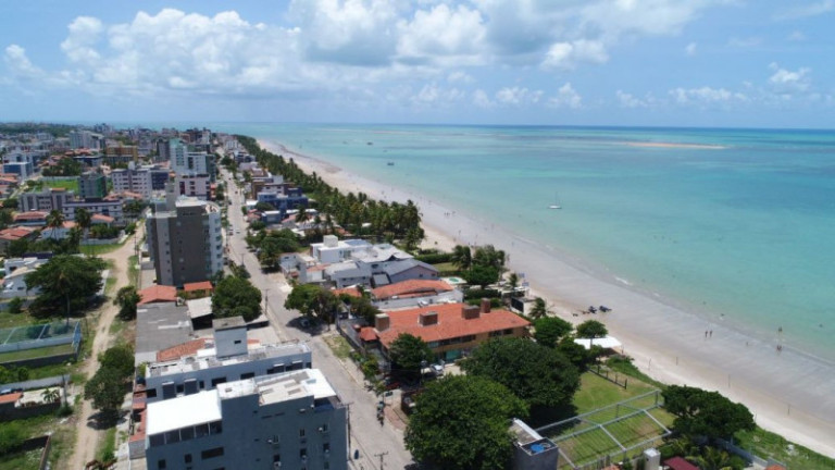 Apartamento com 3 Quartos à Venda, 177 m²