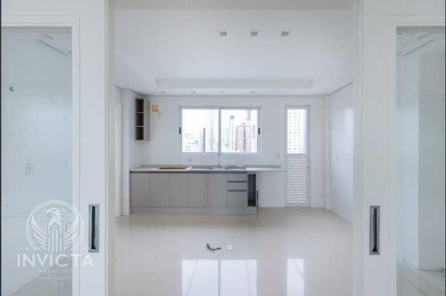 Imagem Apartamento com 2 Quartos à Venda, 252 m² em Centro - Balneário Camboriú Imagem Apartamento com 2 Quartos à Venda, 252 m² em Centro - Balneário Camboriú
