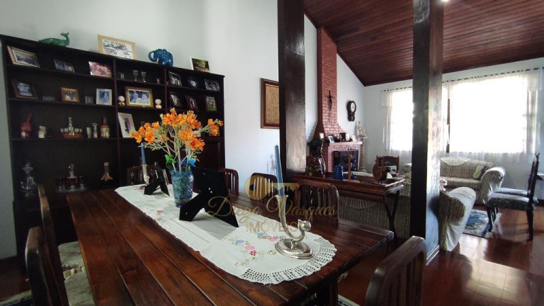 Imagem Casa com 4 Quartos à Venda, 172 m² em Tijuca - Teresópolis Imagem Casa com 4 Quartos à Venda, 172 m² em Tijuca - Teresópolis