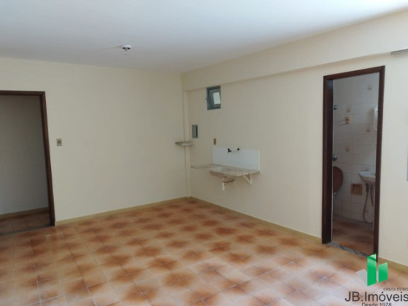Imagem Kitnet com 1 Quarto para Alugar, 10 m² em Centro - Montes Claros
