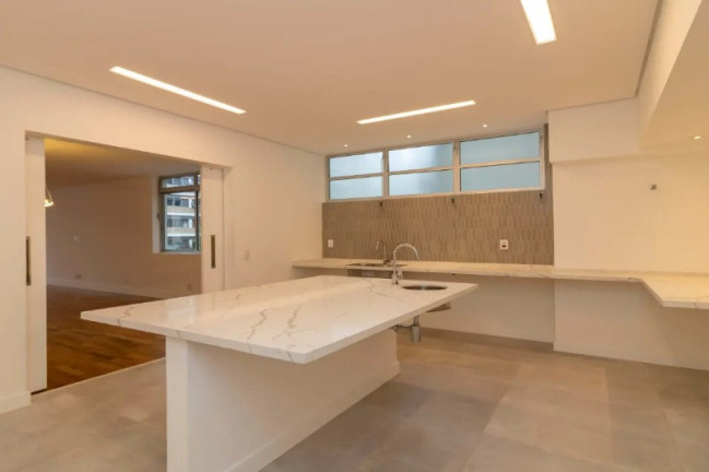 Imagem Imóvel com 3 Quartos à Venda, 270 m² em Higienópolis - São Paulo Imagem Imóvel com 3 Quartos à Venda, 270 m² em Higienópolis - São Paulo
