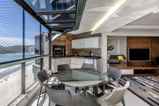 Imagem Apartamento com 3 Quartos à Venda, 184 m² em Centro - Balneário Camboriú