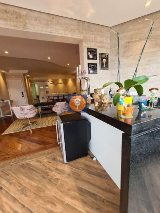 Imagem Apartamento com 4 Quartos à Venda, 206 m²