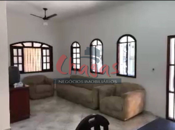 Imagem Casa com 4 Quartos à Venda, 313 m² em Centro - Caraguatatuba Imagem Casa com 4 Quartos à Venda, 313 m² em Centro - Caraguatatuba