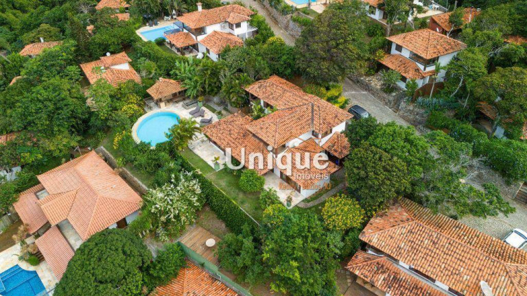 Imagem Casa com 4 Quartos à Venda, 241 m² em Ferradura - Armação Dos Búzios Imagem Casa com 4 Quartos à Venda, 241 m² em Ferradura - Armação Dos Búzios