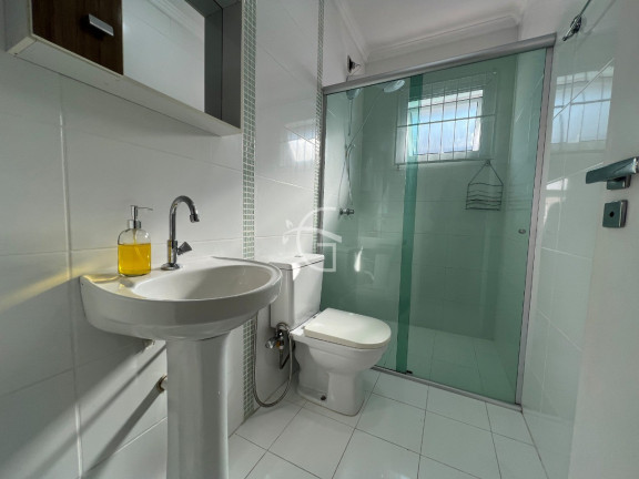 Imagem Casa com 3 Quartos à Venda, 130 m² em Glória - Joinville Imagem Casa com 3 Quartos à Venda, 130 m² em Glória - Joinville