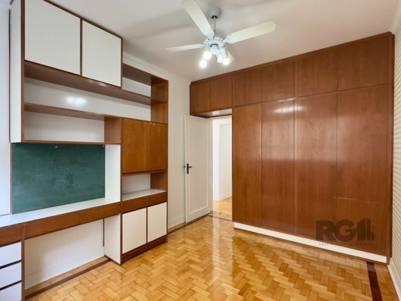 Imagem Imóvel com 3 Quartos à Venda, 170 m² em Centro Histórico - Porto Alegre Imagem Imóvel com 3 Quartos à Venda, 170 m² em Centro Histórico - Porto Alegre