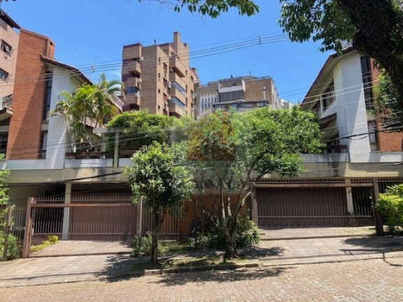 Imagem Casa com 6 Quartos à Venda, 990 m² em Bela Vista - Porto Alegre Imagem Casa com 6 Quartos à Venda, 990 m² em Bela Vista - Porto Alegre