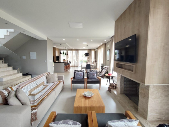 Imagem Casa com 4 Quartos à Venda, 320 m² em Praia Da Cal - Torres Imagem Casa com 4 Quartos à Venda, 320 m² em Praia Da Cal - Torres