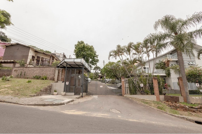 Imagem Casa com 3 Quartos à Venda, 160 m² em Nonoai - Porto Alegre