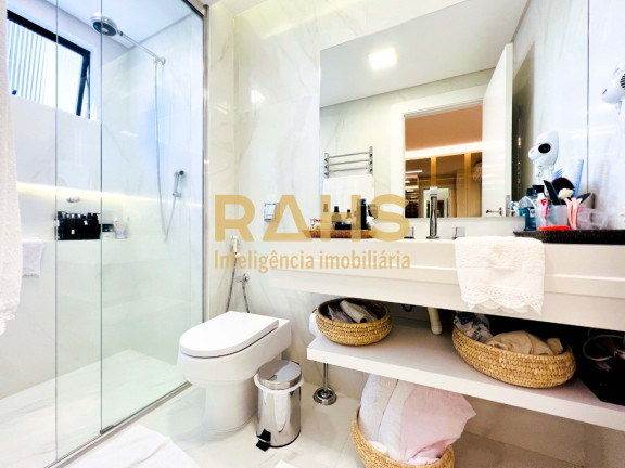 Imagem Apartamento com 3 Quartos à Venda, 198 m² em Atiradores - Joinville Imagem Apartamento com 3 Quartos à Venda, 198 m² em Atiradores - Joinville
