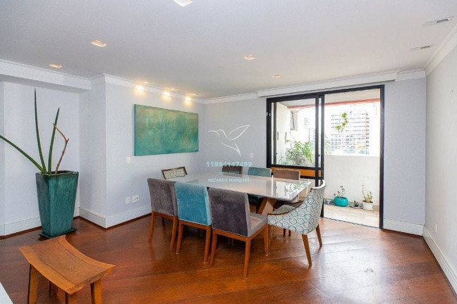 Imagem Apartamento com 3 Quartos à Venda, 120 m² em Moema - São Paulo