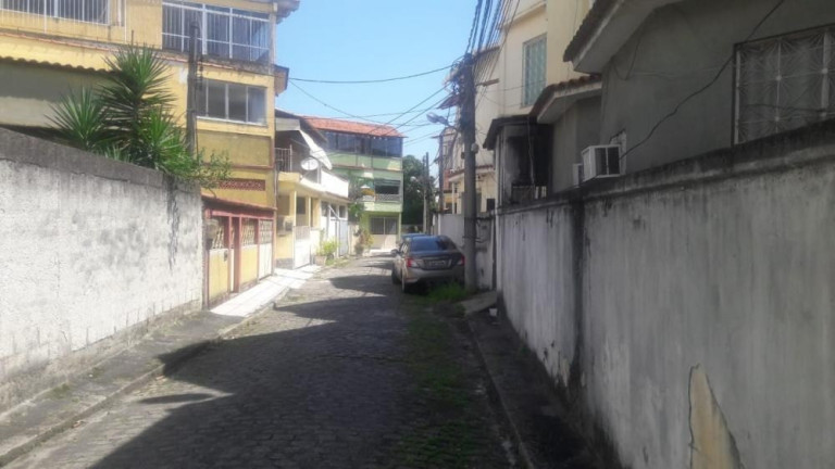 Imagem Imóvel com 2 Quartos para Alugar, 25 m² em Campo Grande - Rio De Janeiro
