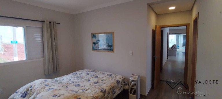 Imagem Casa de Condomínio com 3 Quartos à Venda, 329 m² em Condomínio Residencial Mantiqueira - São José Dos Campos Imagem Casa de Condomínio com 3 Quartos à Venda, 329 m² em Condomínio Residencial Mantiqueira - São José Dos Campos