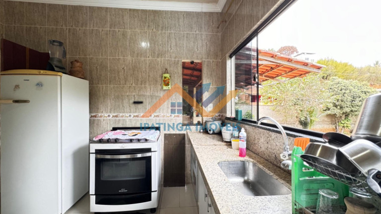 Imagem Imóvel com 3 Quartos à Venda, 2.105 m² em Centro - Bugre Imagem Imóvel com 3 Quartos à Venda, 2.105 m² em Centro - Bugre