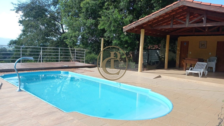 Imagem Chácara com 3 Quartos à Venda, 300 m² em Caçapava Velha - Caçapava Imagem Chácara com 3 Quartos à Venda, 300 m² em Caçapava Velha - Caçapava
