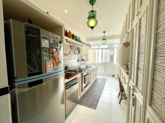 Imagem Apartamento com 3 Quartos à Venda, 153 m² em Pitangueiras - Guarujá