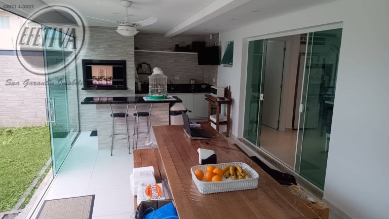 Imagem Casa com 4 Quartos à Venda, 243 m² em Balneario Costa Azul - Matinhos Imagem Casa com 4 Quartos à Venda, 243 m² em Balneario Costa Azul - Matinhos