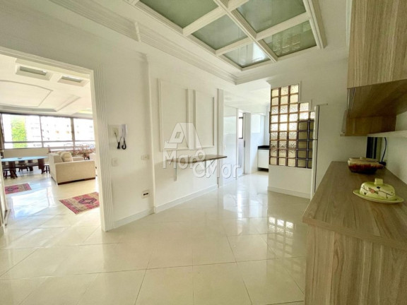 Imagem Apartamento com 3 Quartos à Venda, 180 m² em Pitangueiras - Guarujá Imagem Apartamento com 3 Quartos à Venda, 180 m² em Pitangueiras - Guarujá