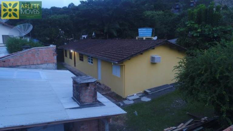 Imagem Kitnet com 1 Quarto para Alugar, 50 m² em Centro - Porto Belo