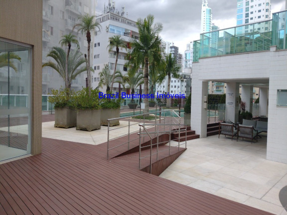 Imagem Imóvel com 3 Quartos à Venda, 162 m² em Centro - Balneário Camboriú