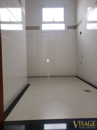 Imagem Sobrado com 4 Quartos à Venda,  em Cid. Jardim - Jacareí