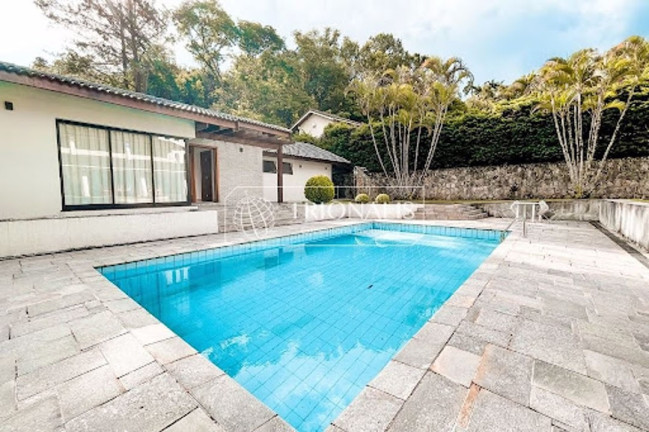 Imagem Casa com 4 Quartos à Venda, 632 m² em Condomínio Flamboyant - Atibaia Imagem Casa com 4 Quartos à Venda, 632 m² em Condomínio Flamboyant - Atibaia