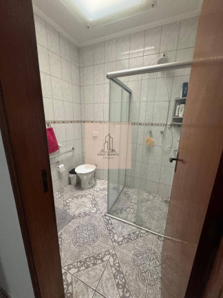 Imagem Casa com 3 Quartos à Venda, 122 m² Imagem Casa com 3 Quartos à Venda, 122 m²