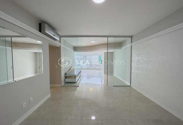 Imagem Apartamento com 3 Quartos à Venda, 138 m² em Centro - Balneário Camboriú Imagem Apartamento com 3 Quartos à Venda, 138 m² em Centro - Balneário Camboriú