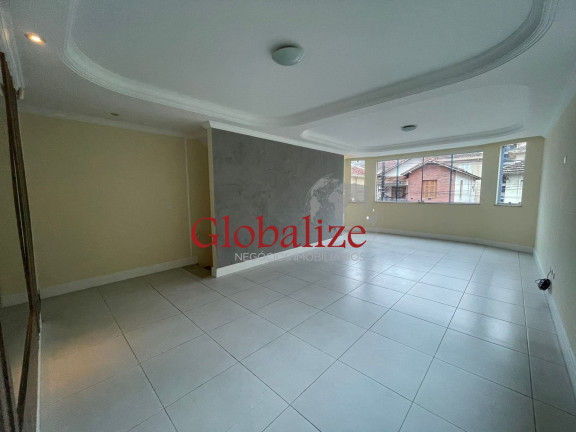 Imagem Casa com 3 Quartos à Venda, 330 m² em Embaré - Santos