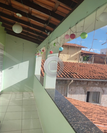 Imagem Sobrado com 3 Quartos à Venda, 180 m² em Vila Guilhermina - Montes Claros