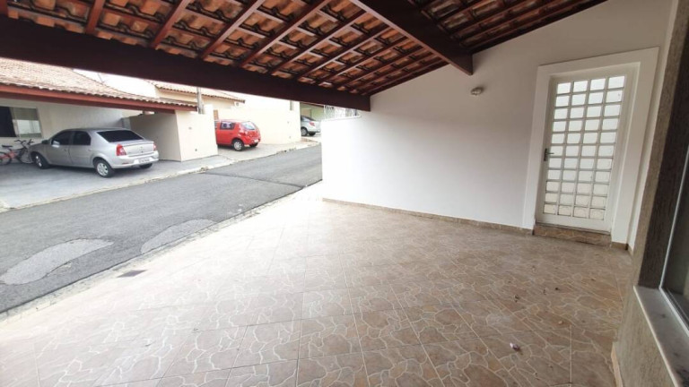 Imagem Casa com 3 Quartos à Venda, 140 m² em Vila Fiori - Sorocaba Imagem Casa com 3 Quartos à Venda, 140 m² em Vila Fiori - Sorocaba