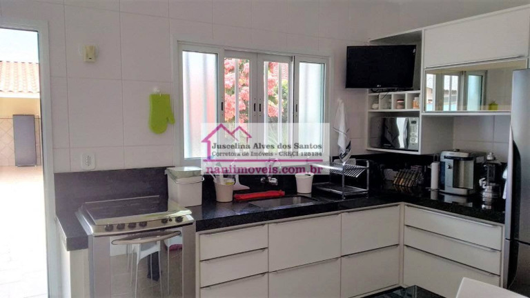 Imagem Casa com 3 Quartos à Venda, 214 m² em Parque Balneário Poiares - Caraguatatuba